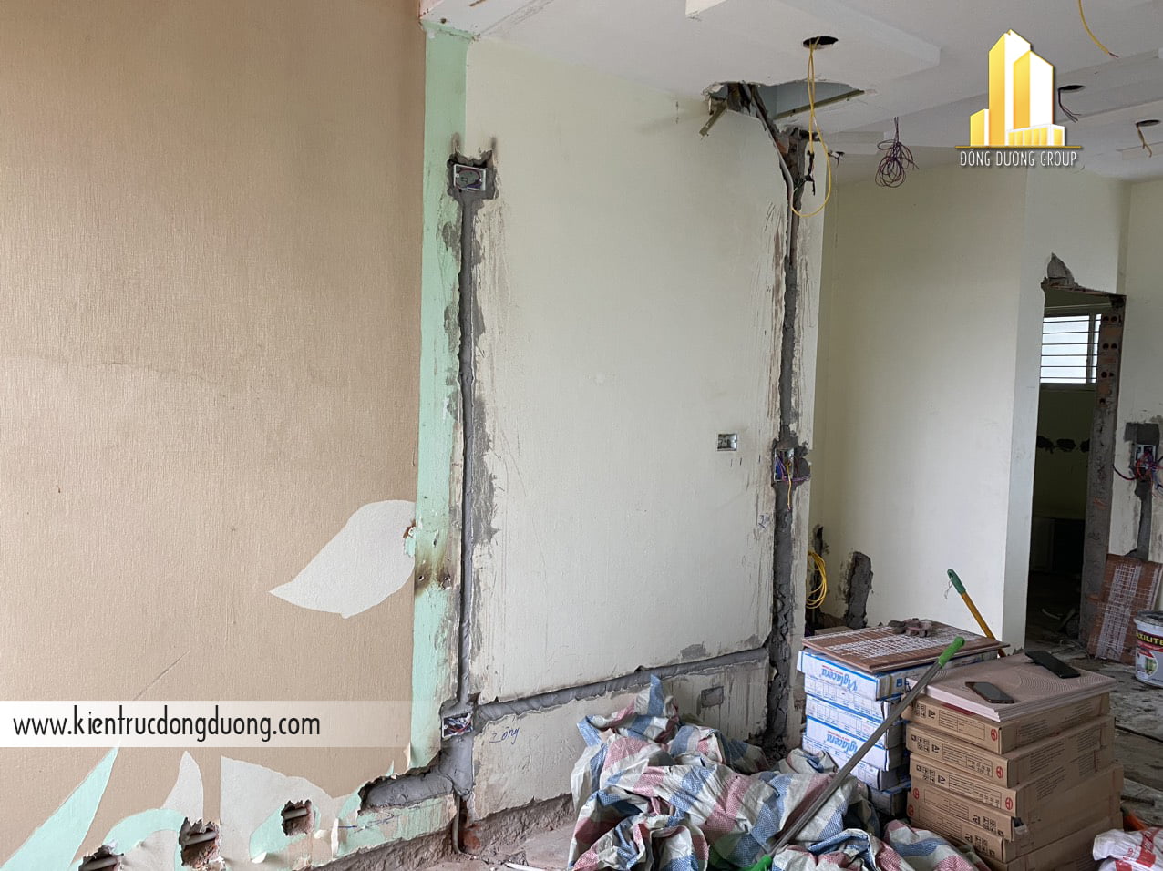 Cải tạo sửa chữa nhà - Hạng mục sơn sửa lại tường