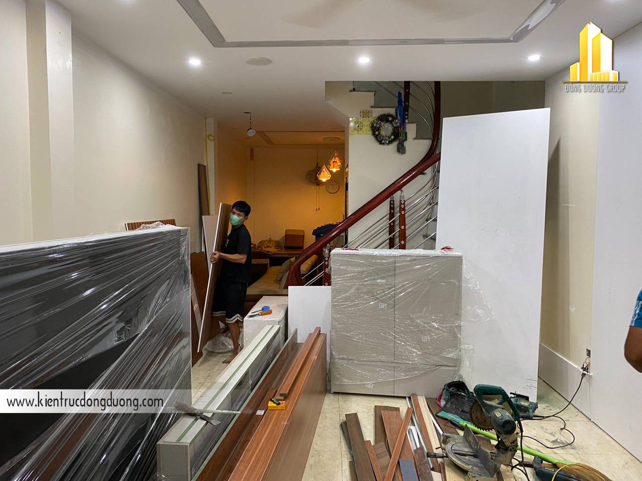 Thi công cải tạo nội thất phòng khách nhà phố 10